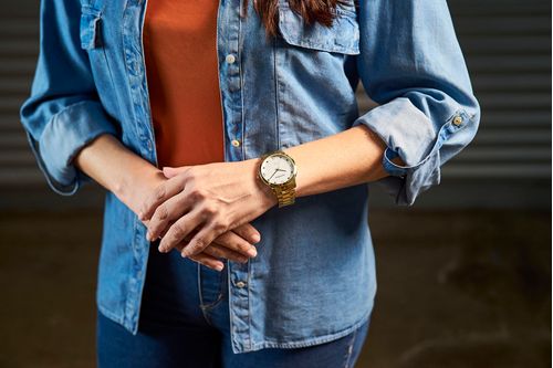 Relógio Feminino Mini Corações Dourado
