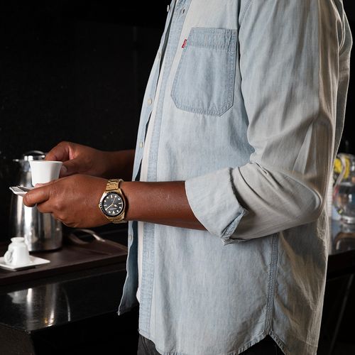 Relógio Masculino Aço Visor Metalizado Dourado