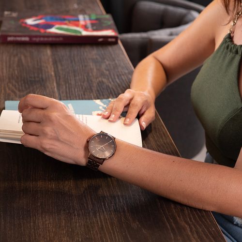 Relógio Feminino Minimalista Visor Degradê Marrom