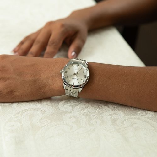 Relógio Feminino Prata Caixa Serrilhada Estojo Mini Bolsa