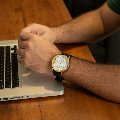 Relógio Masculino Dourado Calendário e Duplo Horário