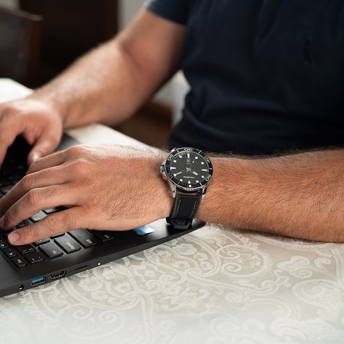 Relógio Masculino Calendário Cromado Pulseira Nylon Silicone