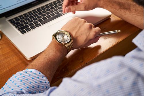 Relógio Masculino Casual Dourado